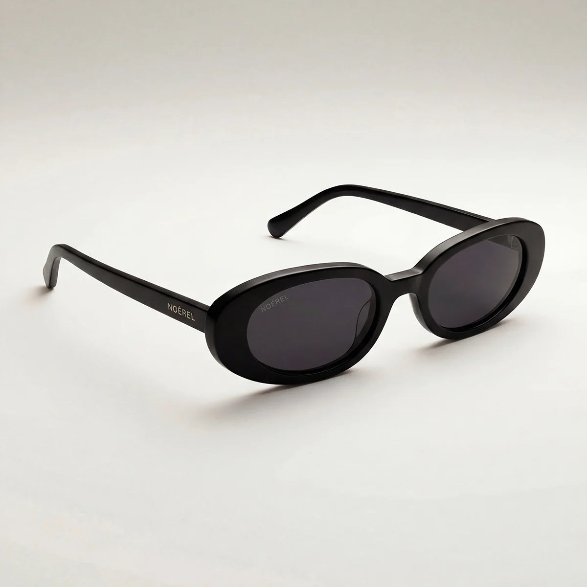 "SOFIA" SUNGLASSES IN BLACK